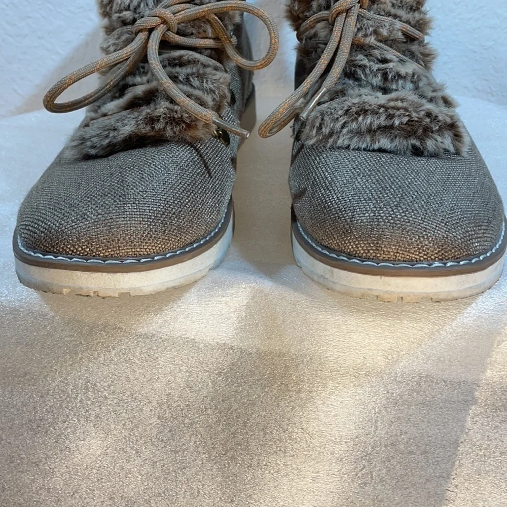 Skechers Womens BOBS Alpine - City Creek Winter Boots Brown Canvas Faux 11